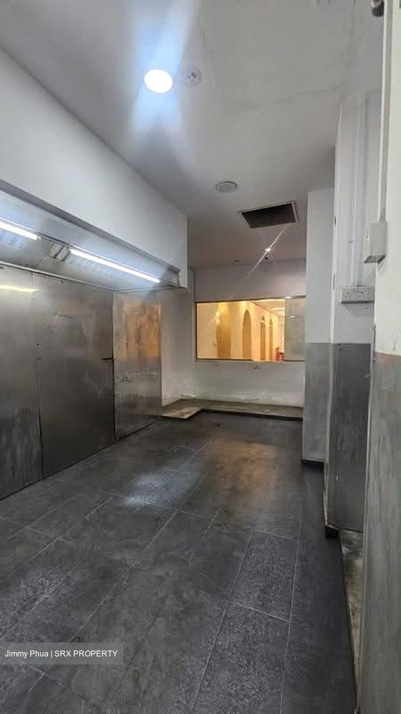Geylang Road (D14), Retail #629198141